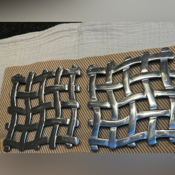 1980s Vintage Stainless Steel Silver Woven Metal Trivet Easy Hang Small Spaces - Picture 16 of 16